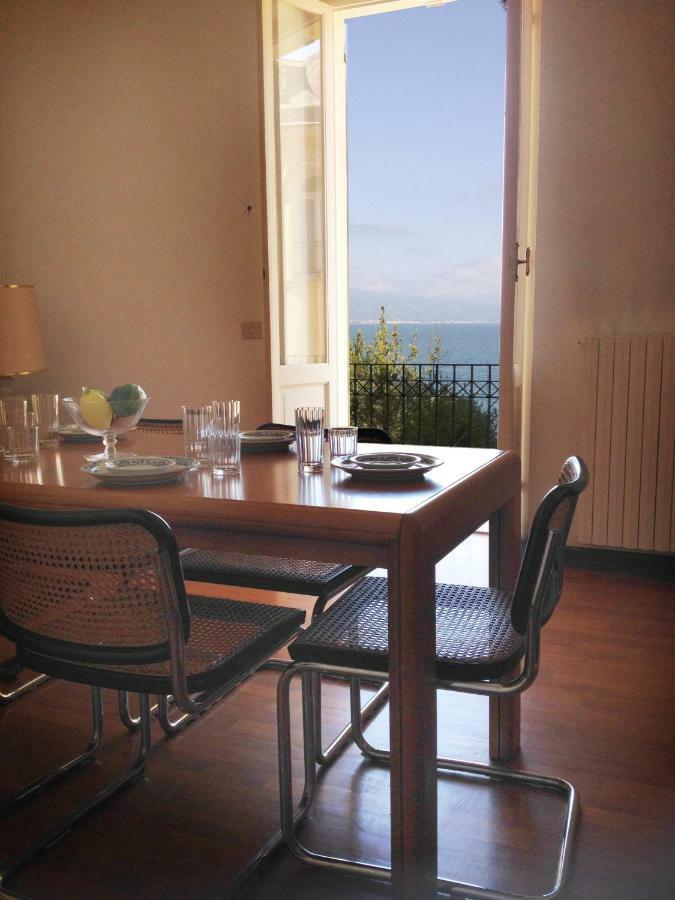פאראגי Portofino Seaview Apartment, 50 Meters From The Beach, Free Parking, Air Conditioning מראה חיצוני תמונה