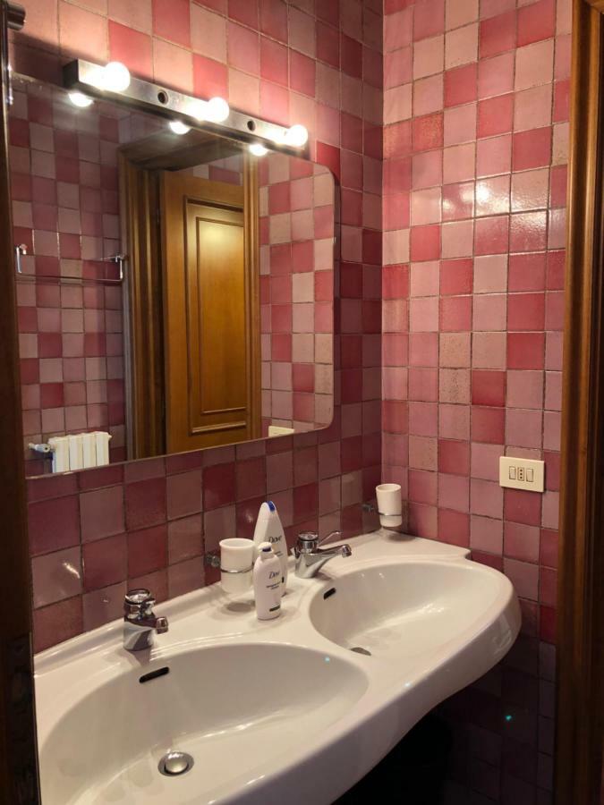 פאראגי Portofino Seaview Apartment, 50 Meters From The Beach, Free Parking, Air Conditioning מראה חיצוני תמונה